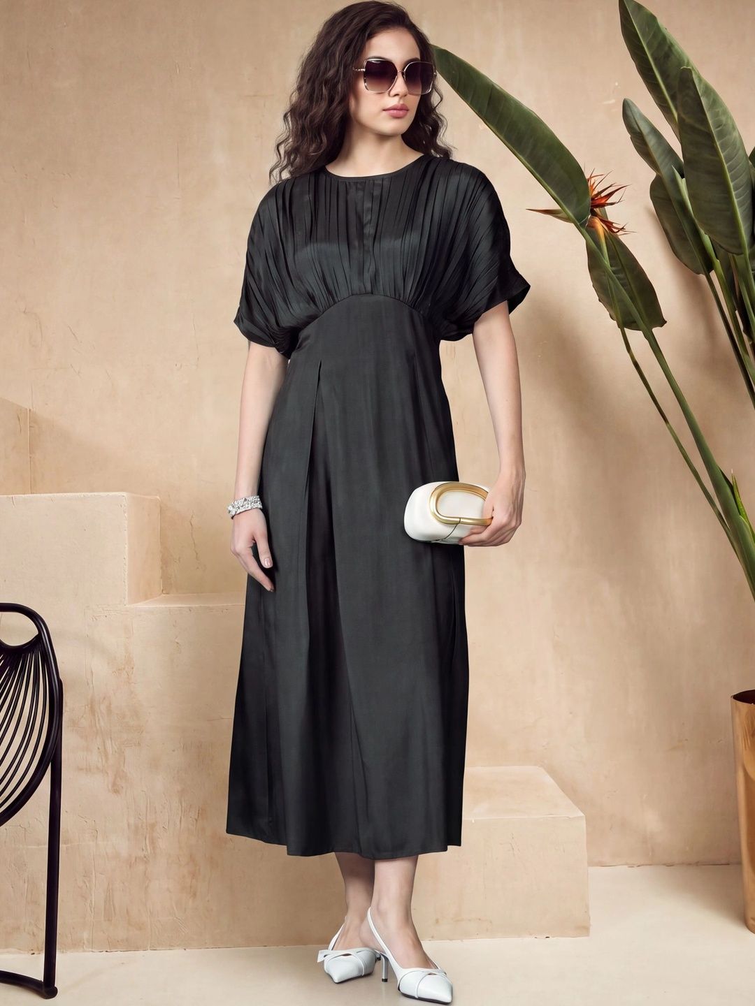 Kirrin Kirrin A-Line Midi Dress