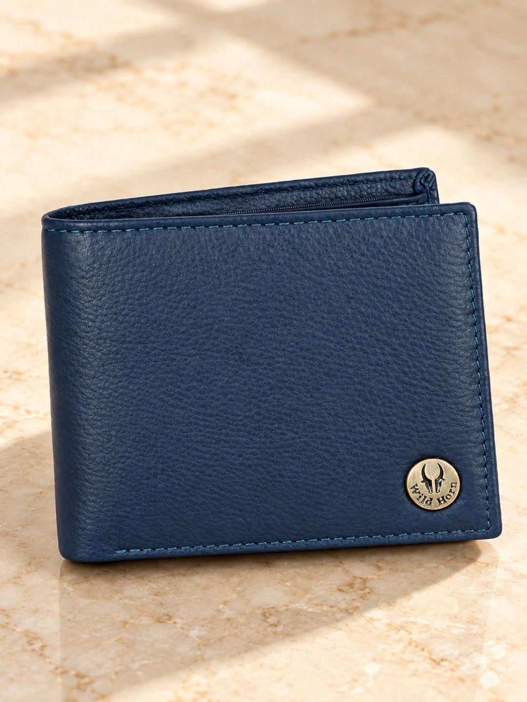 WildHorn WildHorn Men Textured Leather Two Fold Wallet