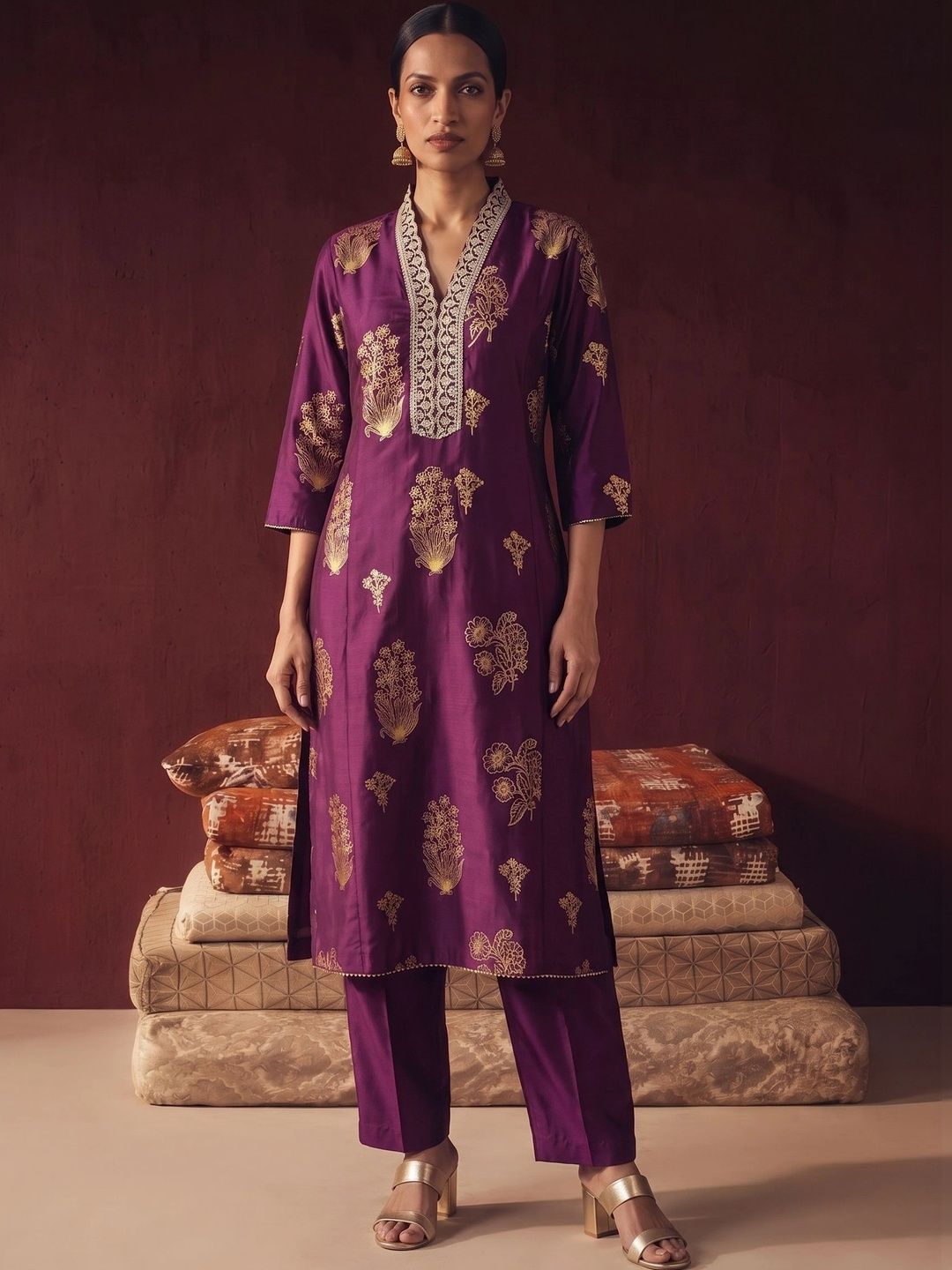 Sangria Sangria Women Ethnic Motifs Printed Regular Kurta with Trousers