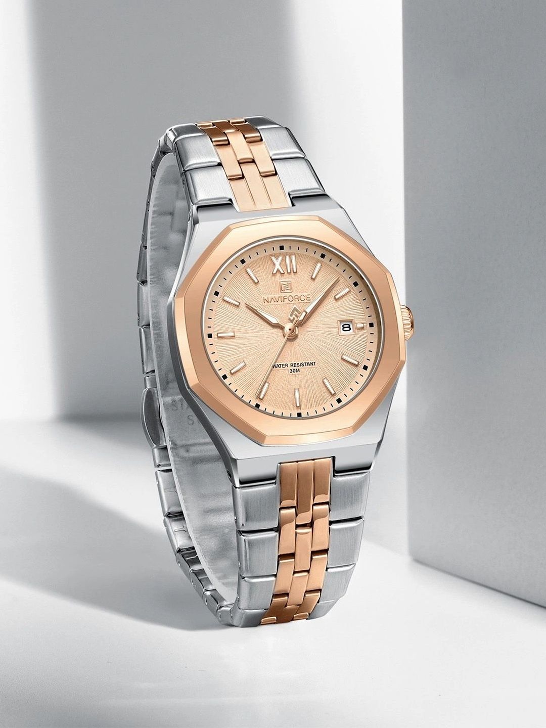 Naviforce Women Dial & Stainless Steel Bracelet Style Straps Analogue Watch NF5078 RG-RG-picture-14