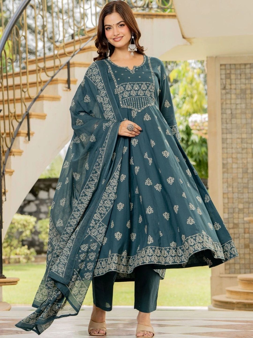 Anouk Anouk Women Ethnic Motifs Printed Regular Pure Cotton Kurta with Trousers & With Dupatta