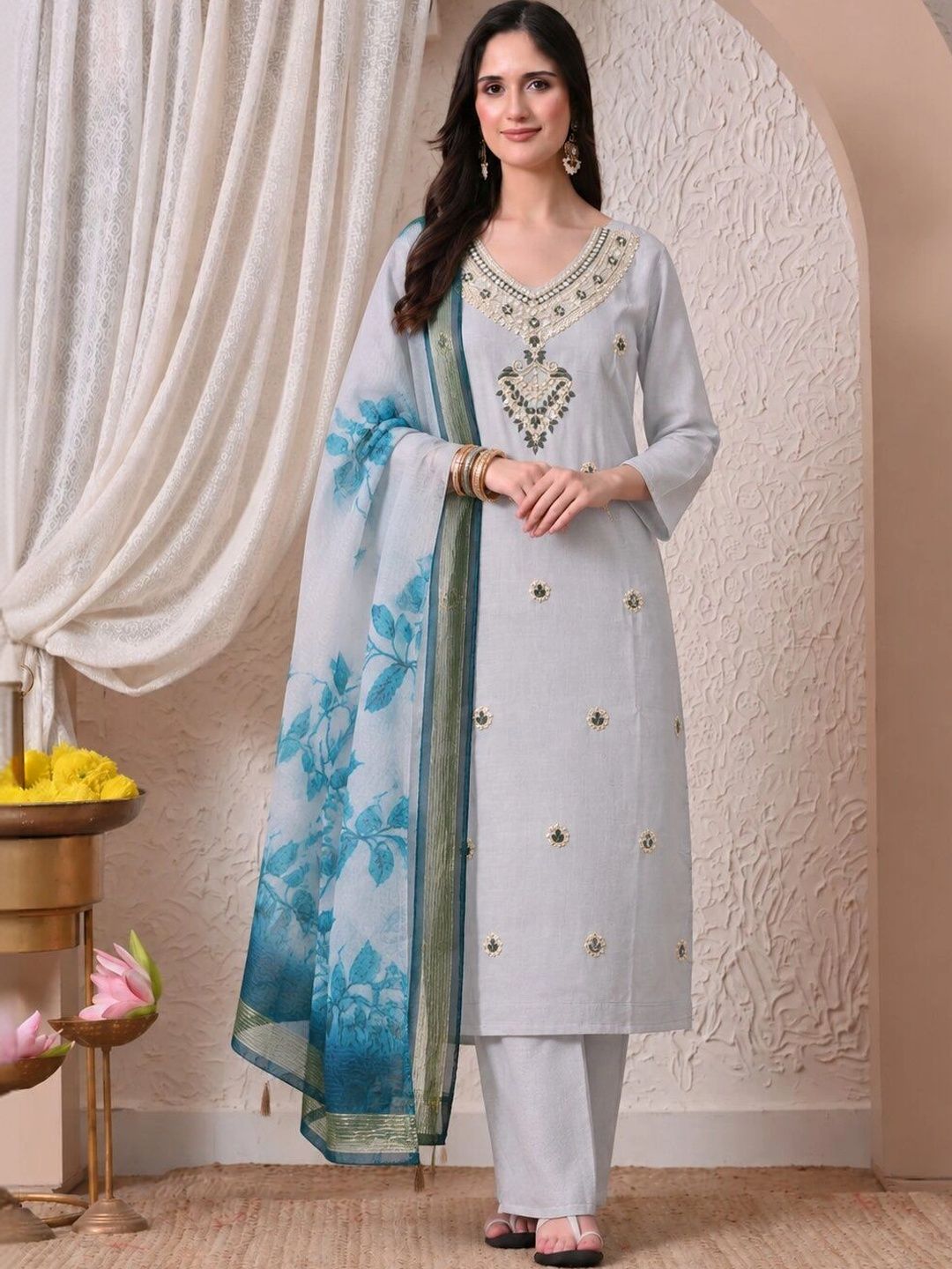 KALINI KALINI Women Ethnic Motifs Embroidered Regular Thread Work Chanderi Silk Kurta with Trousers & With Dupatta