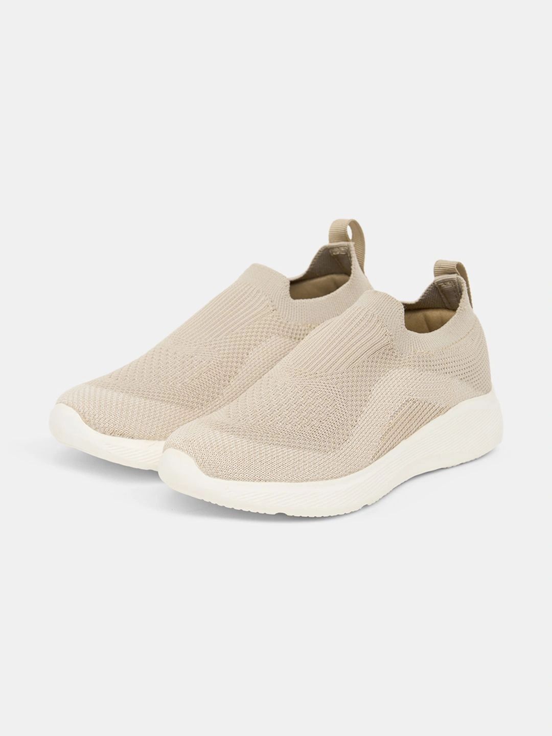 Pantaloons Junior Boys Textured Sneakers-picture-16