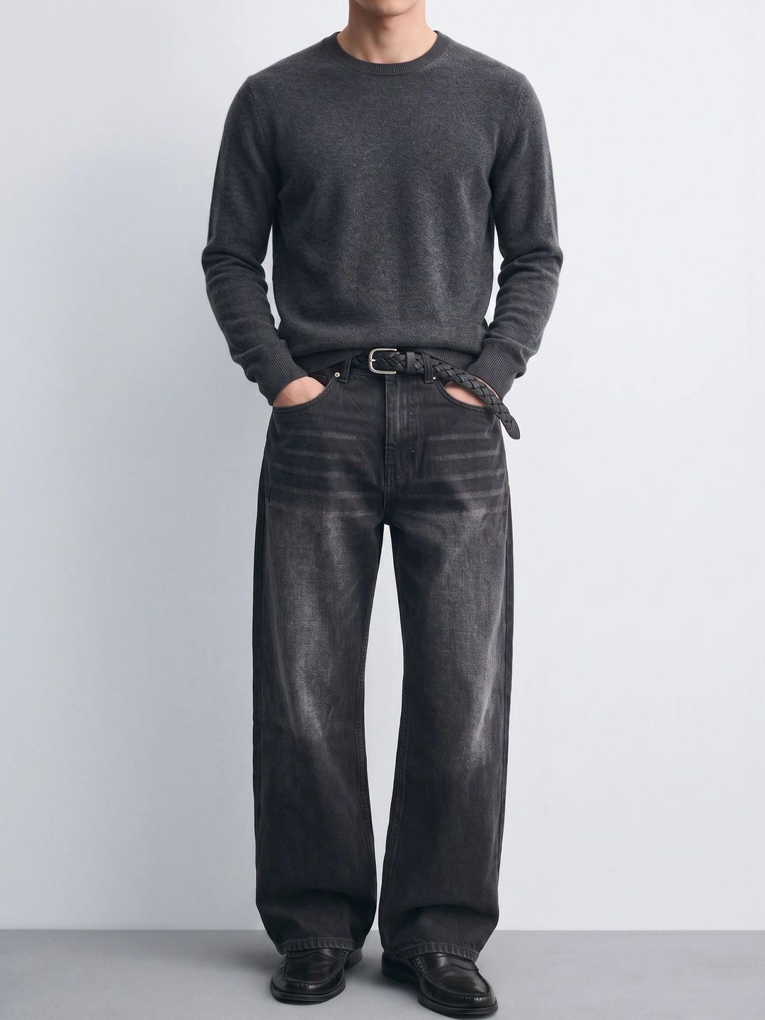 dolsia dolsia Men Flared Mid-Rise Low Distress Jeans