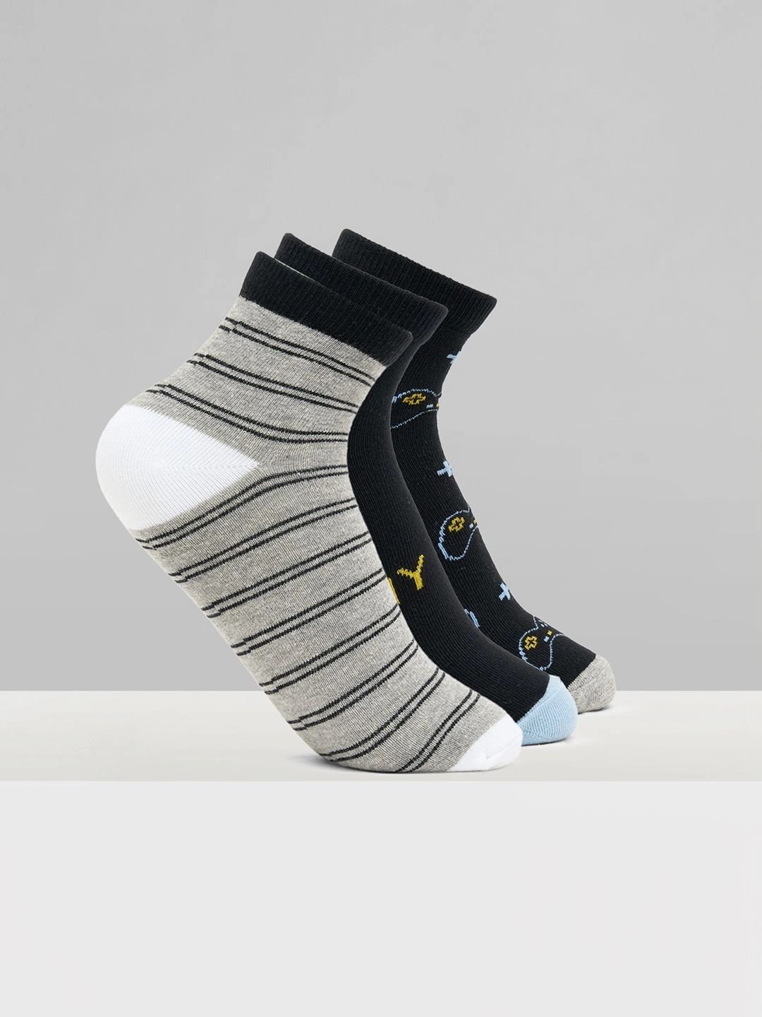 Pantaloons Junior Boys Pack of 3 Cotton Blend Assorted Patterned Above Ankle Socks-picture-22