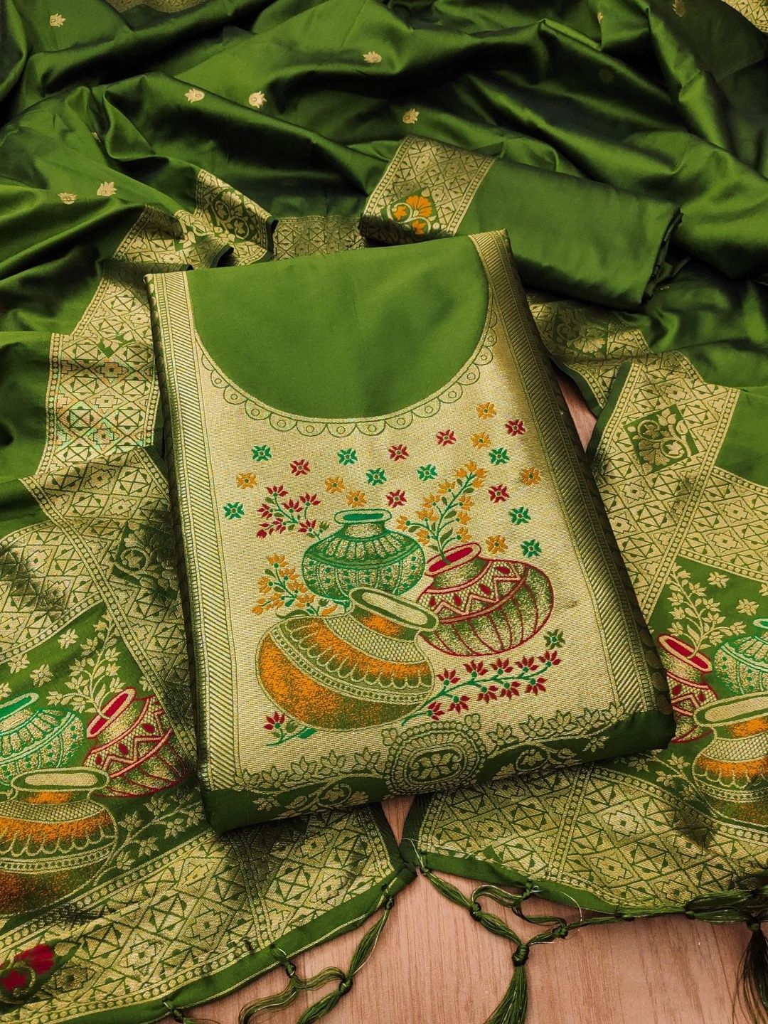 Panzora Unstitched Dress Material-picture-4