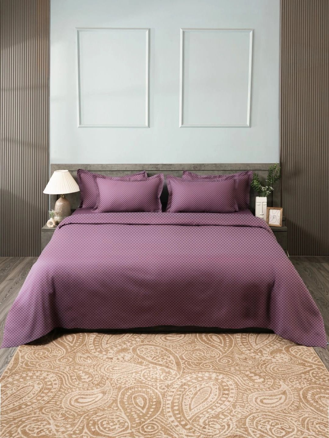 sleeping owls- because your sleep matters magenta 300 tc bedsheet with 2 pillow covers