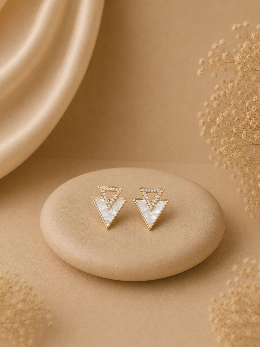 bdiva triangular studs earrings