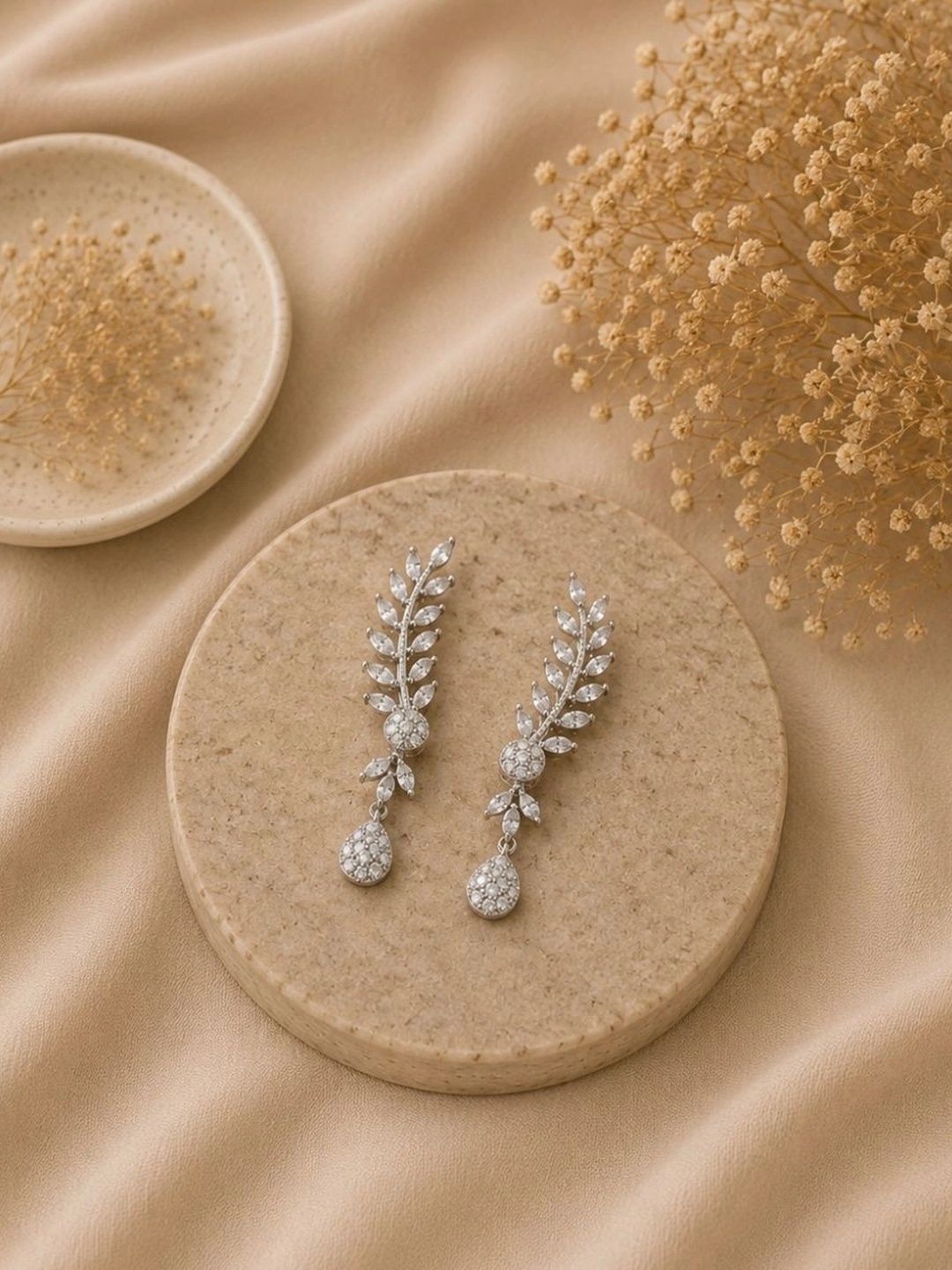 bdiva leaf shaped drop earrings