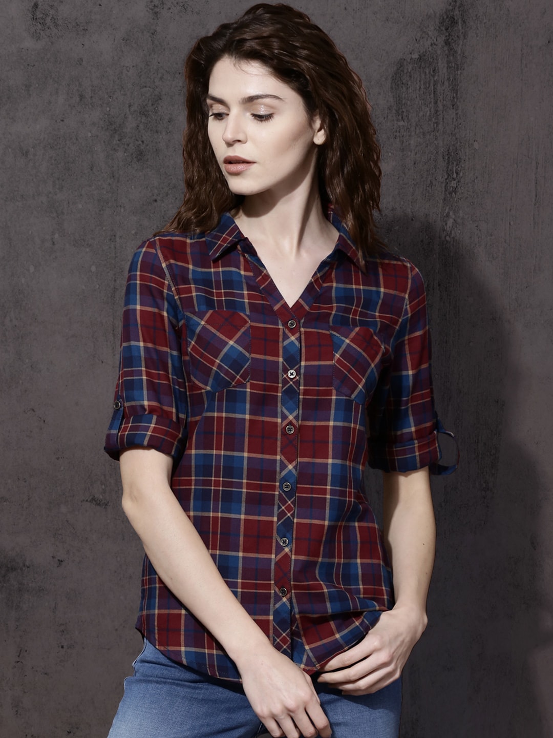 Roadster Women Maroon & Navy Blue Slim Fit Checked Casual Shirt