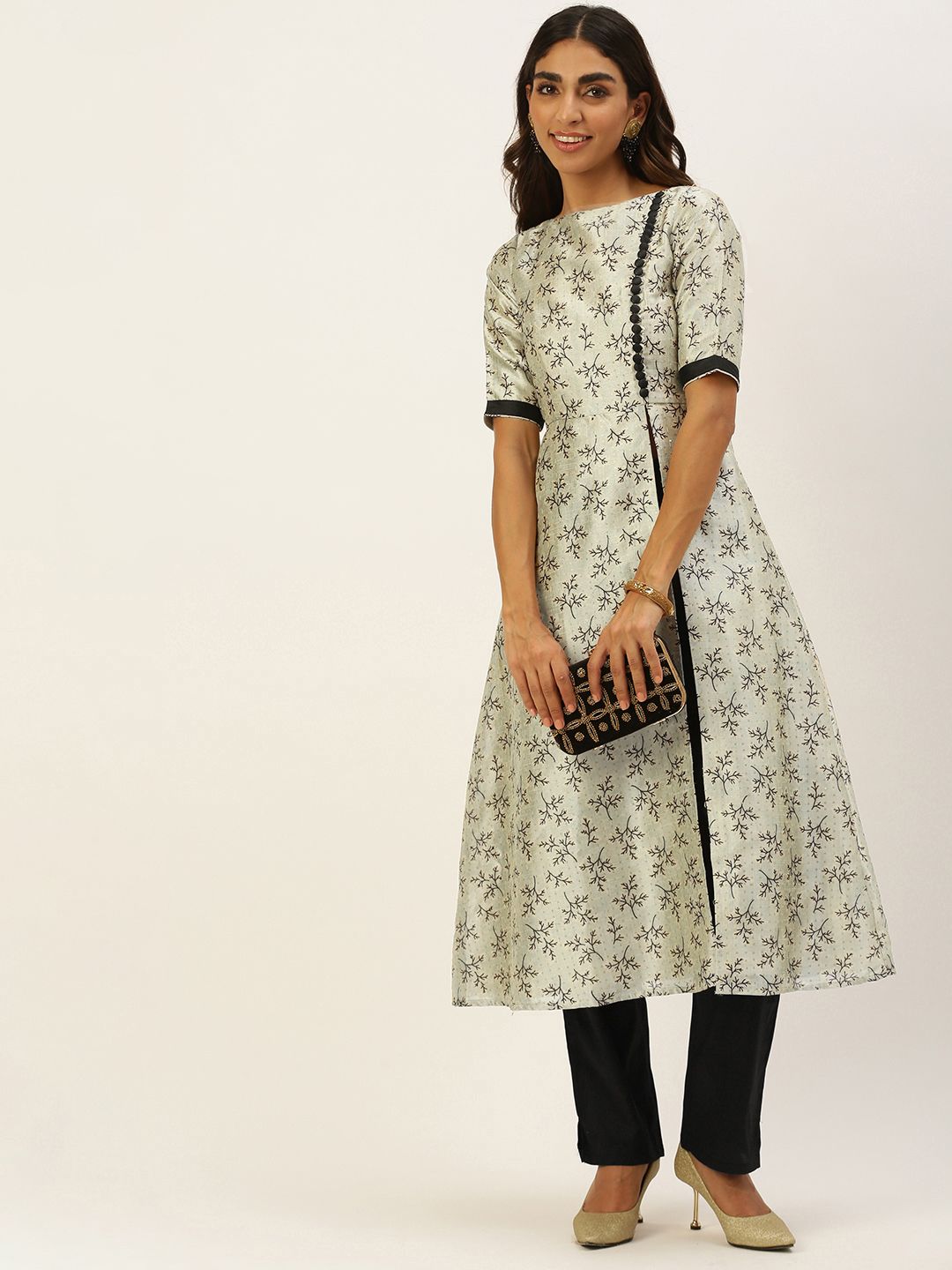 Ethnovog Women Off White Floral Printed Anarkali Kurta Set-picture-20