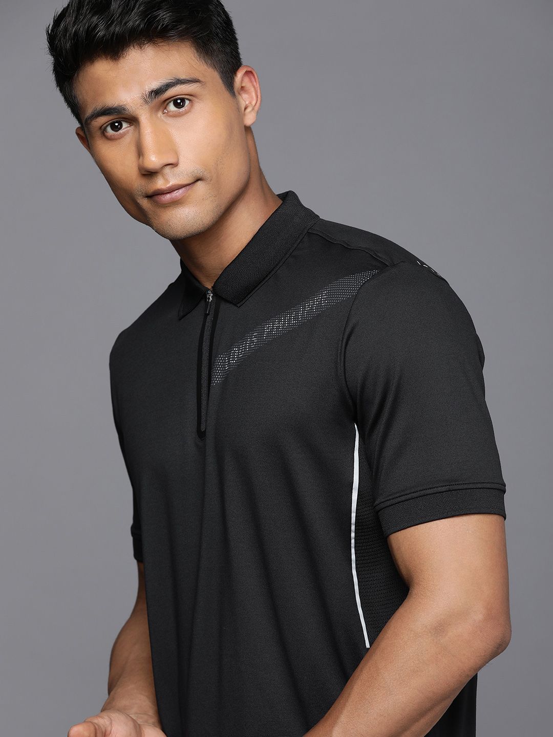 Buy Louis Philippe Louis Philippe Solid Regular Sleeves Polo Collar T-shirt  at Redfynd