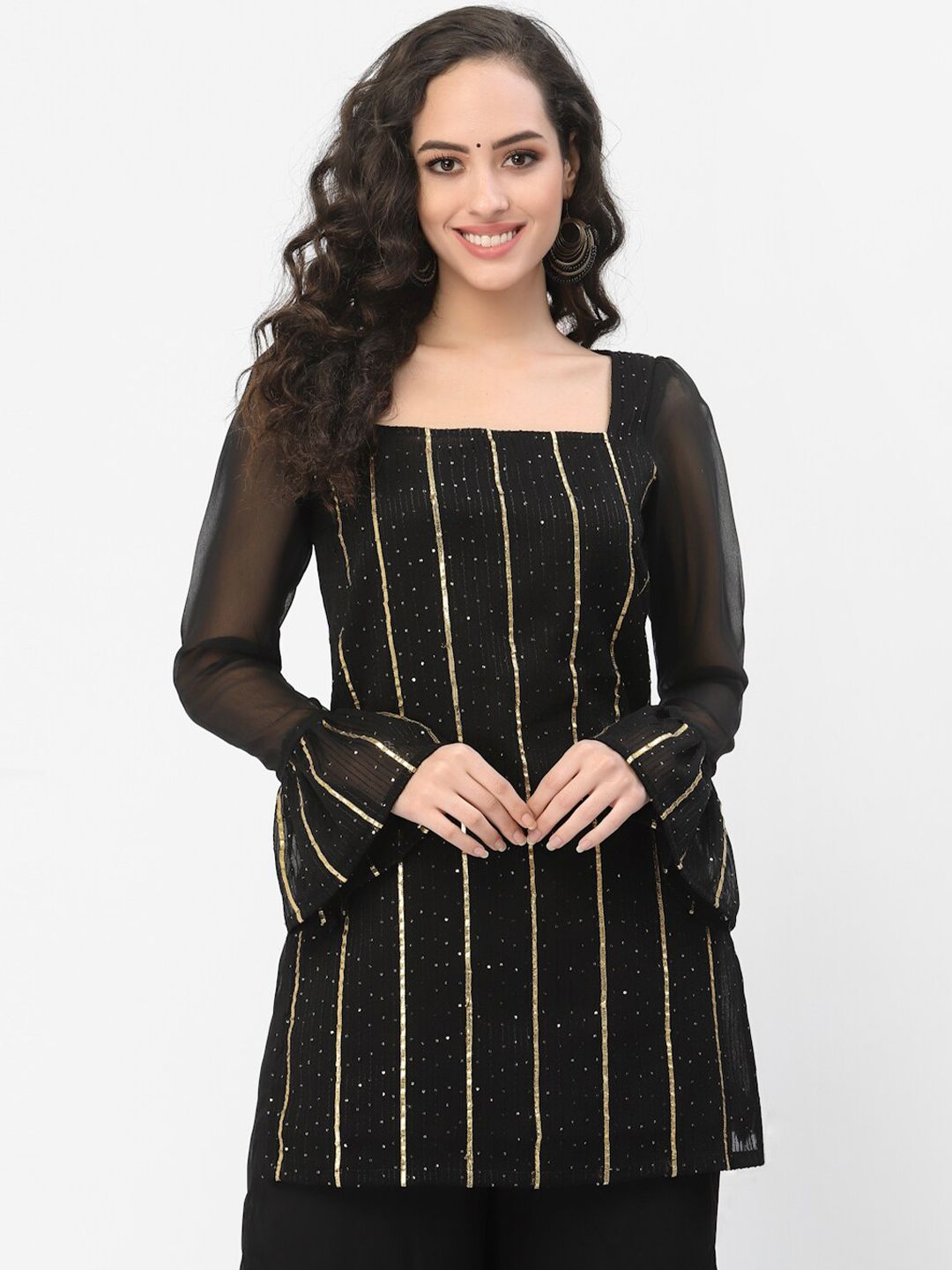 Square neck outlet kurti