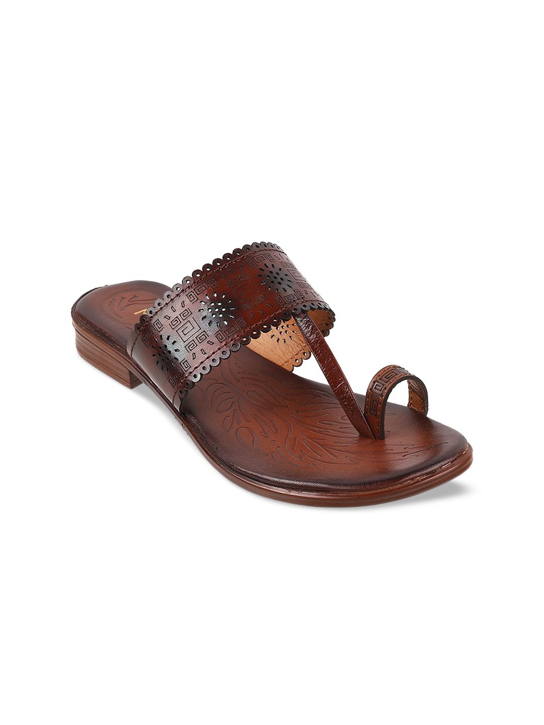 Metro Women Brown One Toe Flats-image-36