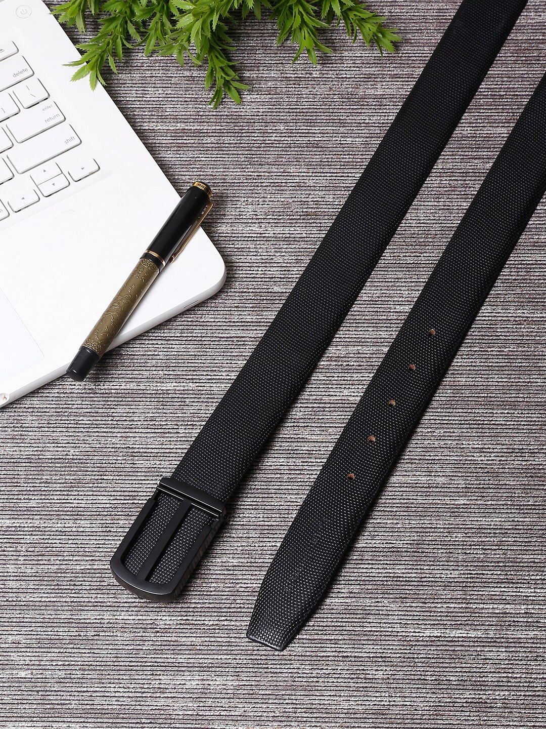 LOUIS STITCH Men Black Textured Leather Formal Belt-picture-23