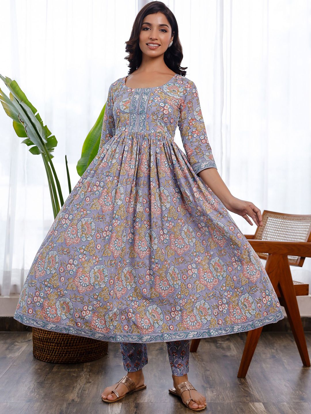 PHEETA Women Purple Floral Printed Pure Cotton Kurta with Trousers-picture-29