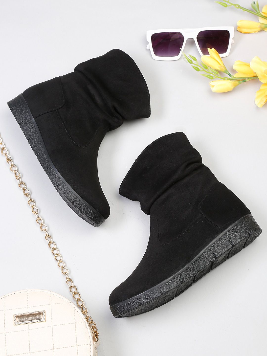 Roadster Women Black Solid Winter Boots-picture-30