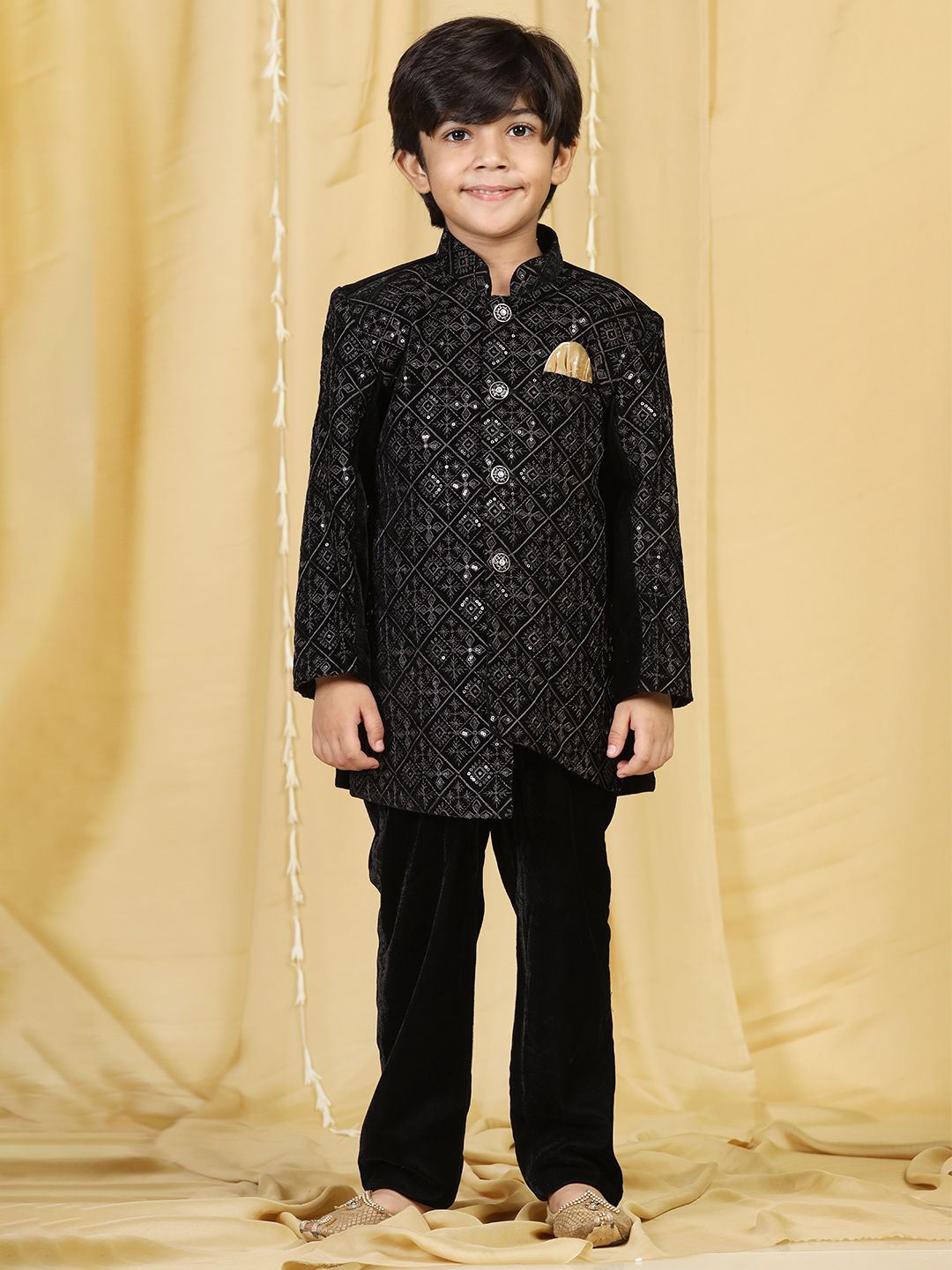 Aj DEZInES Boys Black Embroidered Velvet Sherwani With Trouser-picture-43