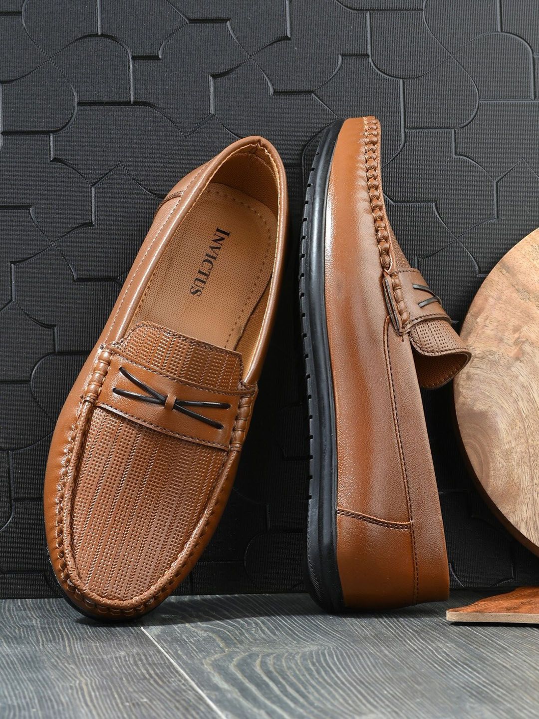 INVICTUS Men Tan Colourblocked Loafers-picture-54