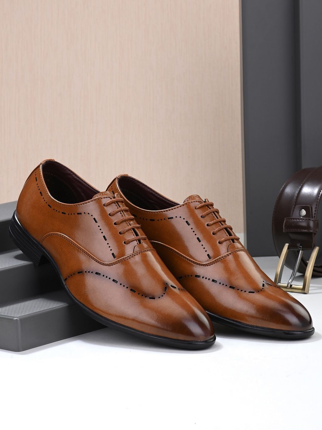 INVICTUS Men Tan Solid Formal Derbys-image-12
