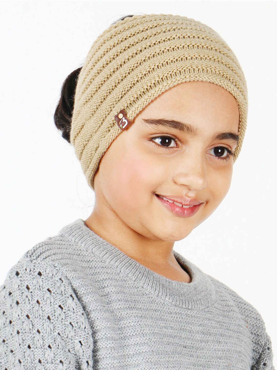 Bharatasya Girls Beige Self Design Beanie-picture-40