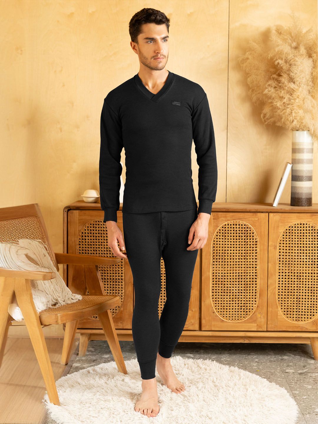 Lux Cottswool Men Plus Size Black Solid Cotton Thermal Set-picture-39