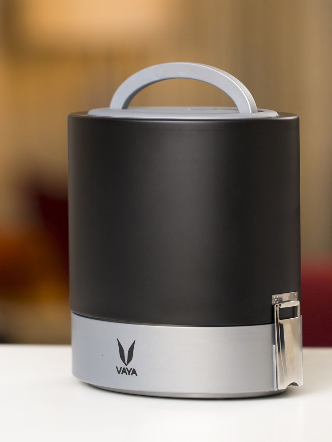 Vaya Tyffyn Lyte Black & Grey Stainless Steel Lunch Box With 4 Containers 1 L-image-47