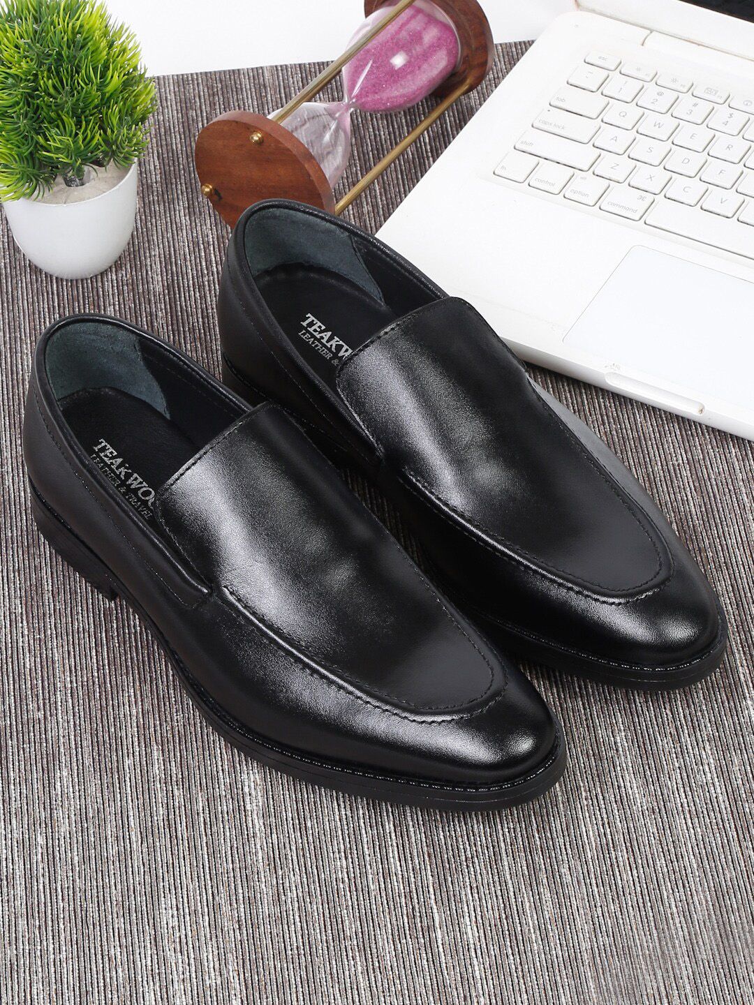 Teakwood Leathers Men Black Solid Leather Formal Slip-on Shoes-picture-21