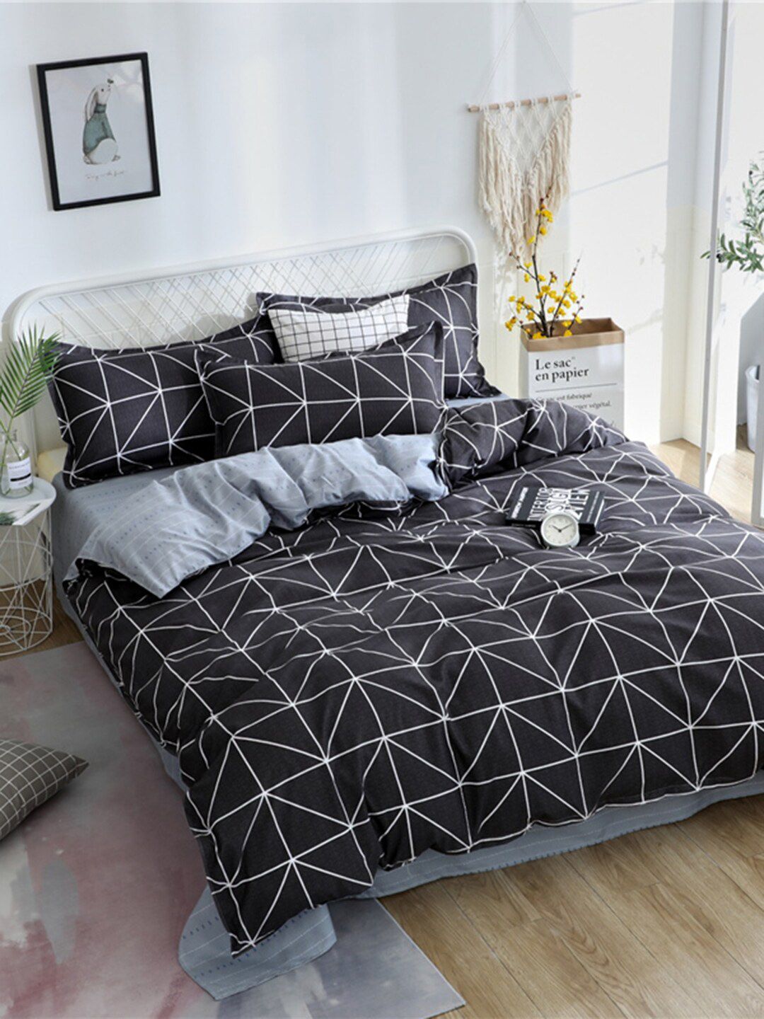 JC HOME Black & White Printed Double Queen Bedding Set-image-47