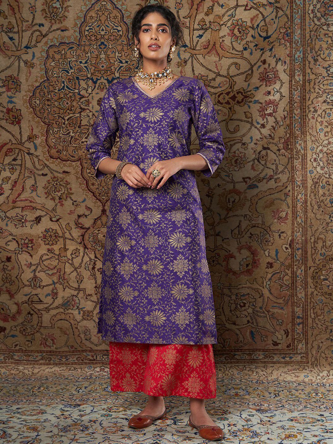 Shae by SASSAFRAS Women Purple Ethnic Motifs Yoke Design Thread Work Kurta with Palazzos-picture-21
