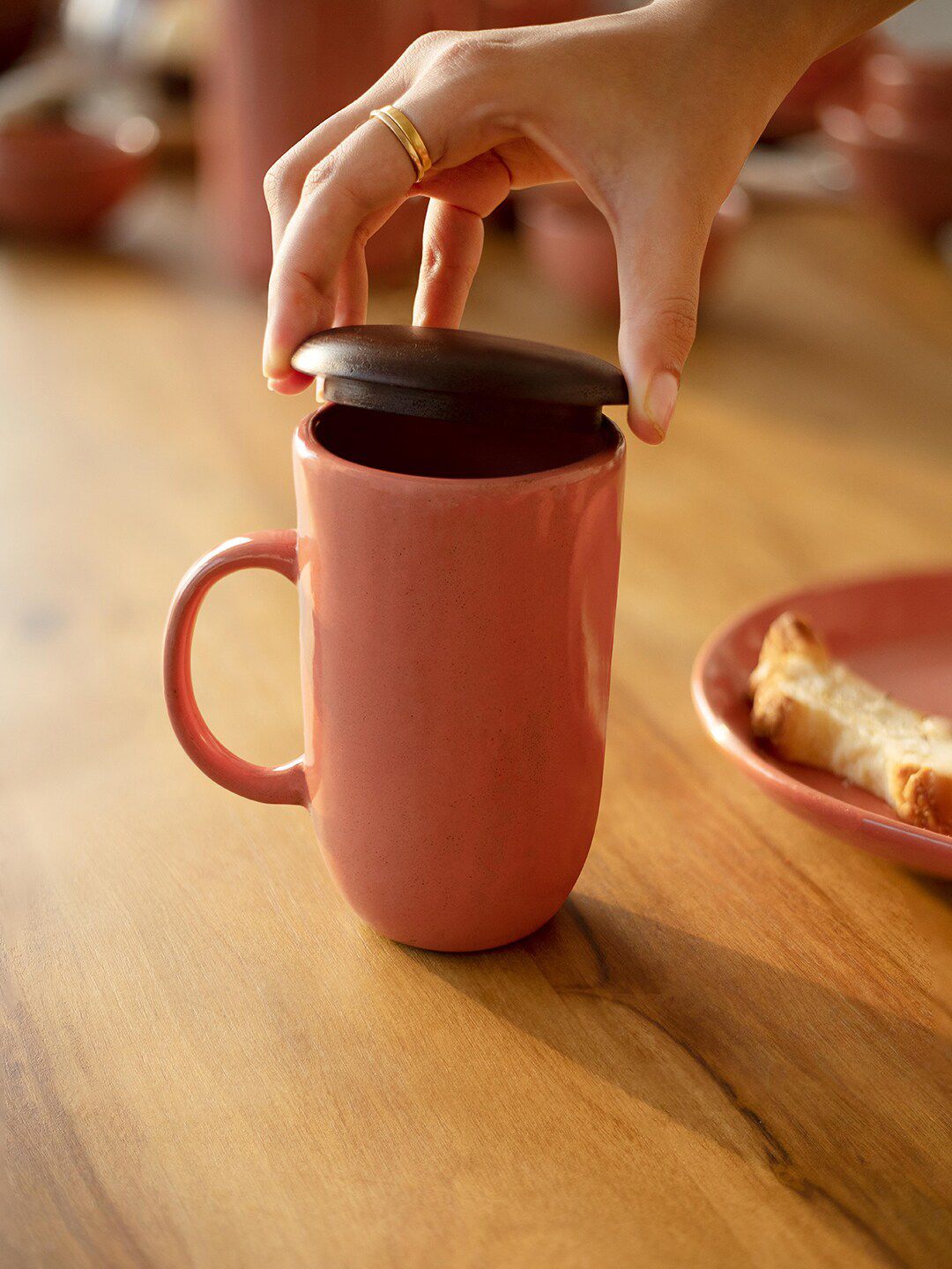 ellementry Peach & Brown Dishwasher Safe Ceramic Glossy Mug Wit Lid 400 ml-image-19
