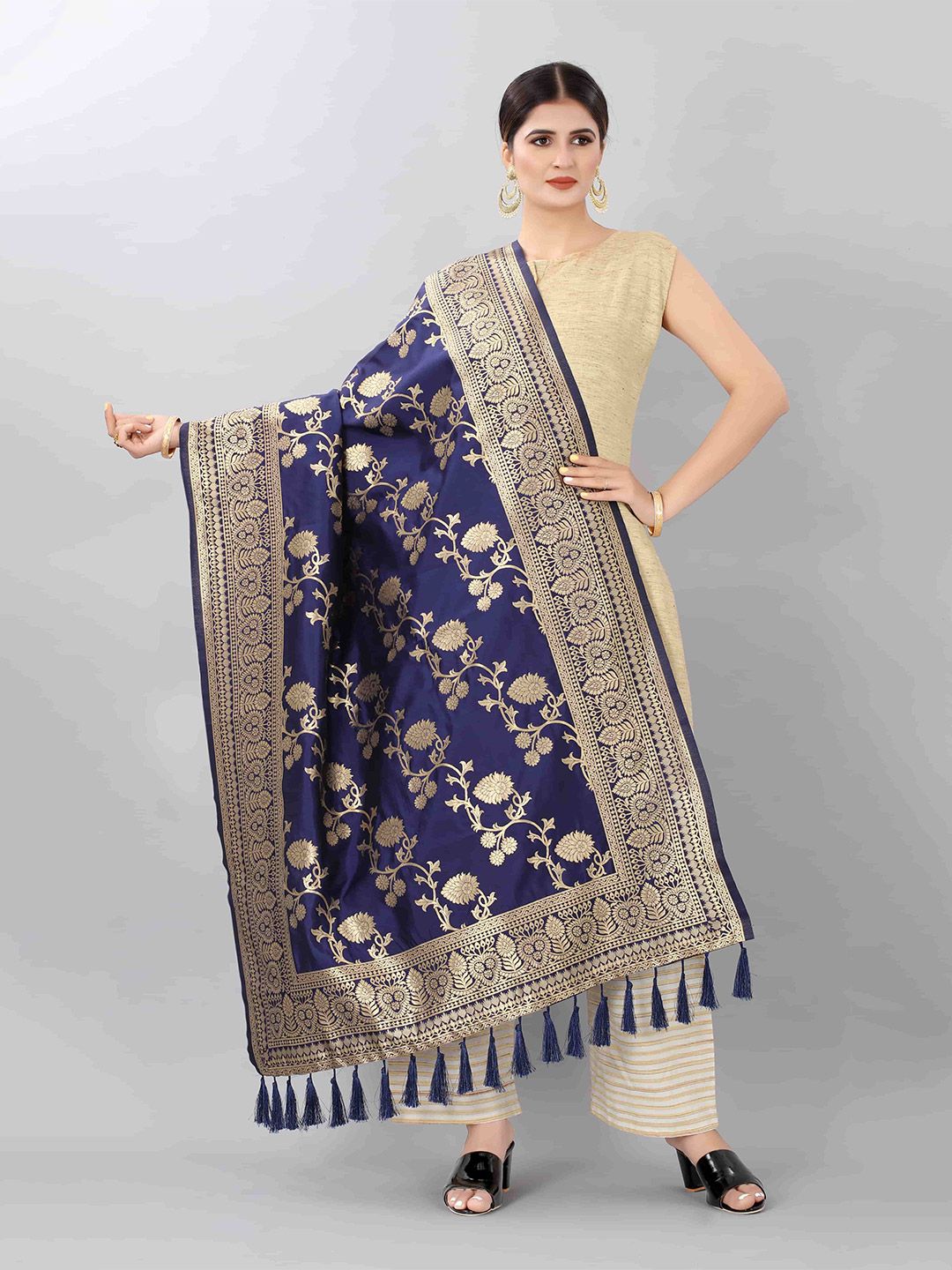 Silk Land Navy Blue & Gold-Toned Woven Design Jacquared Banarasi Dupatta with Zari-image-24
