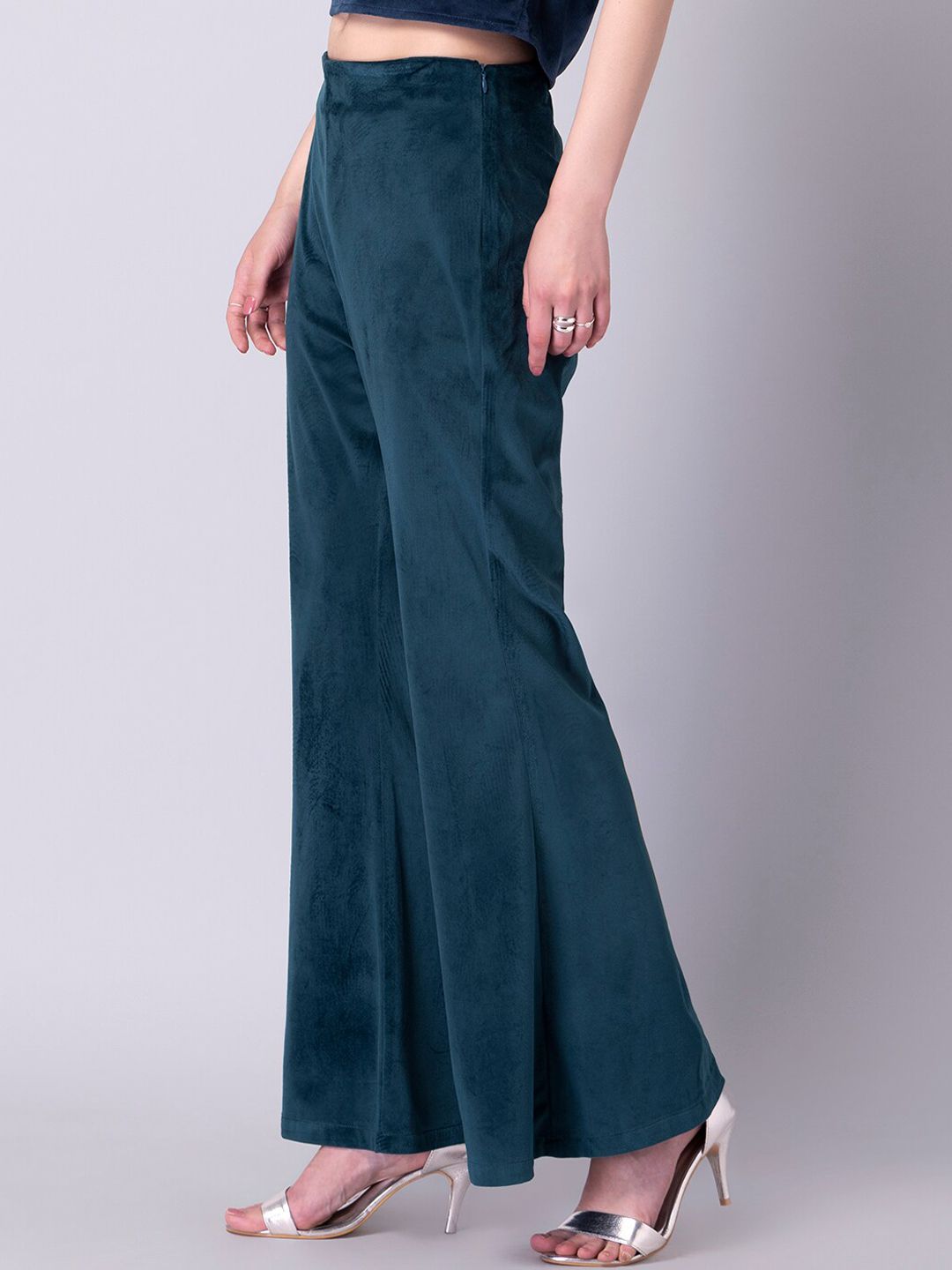 Flat-Front Skinny Trousers with Side Zipper