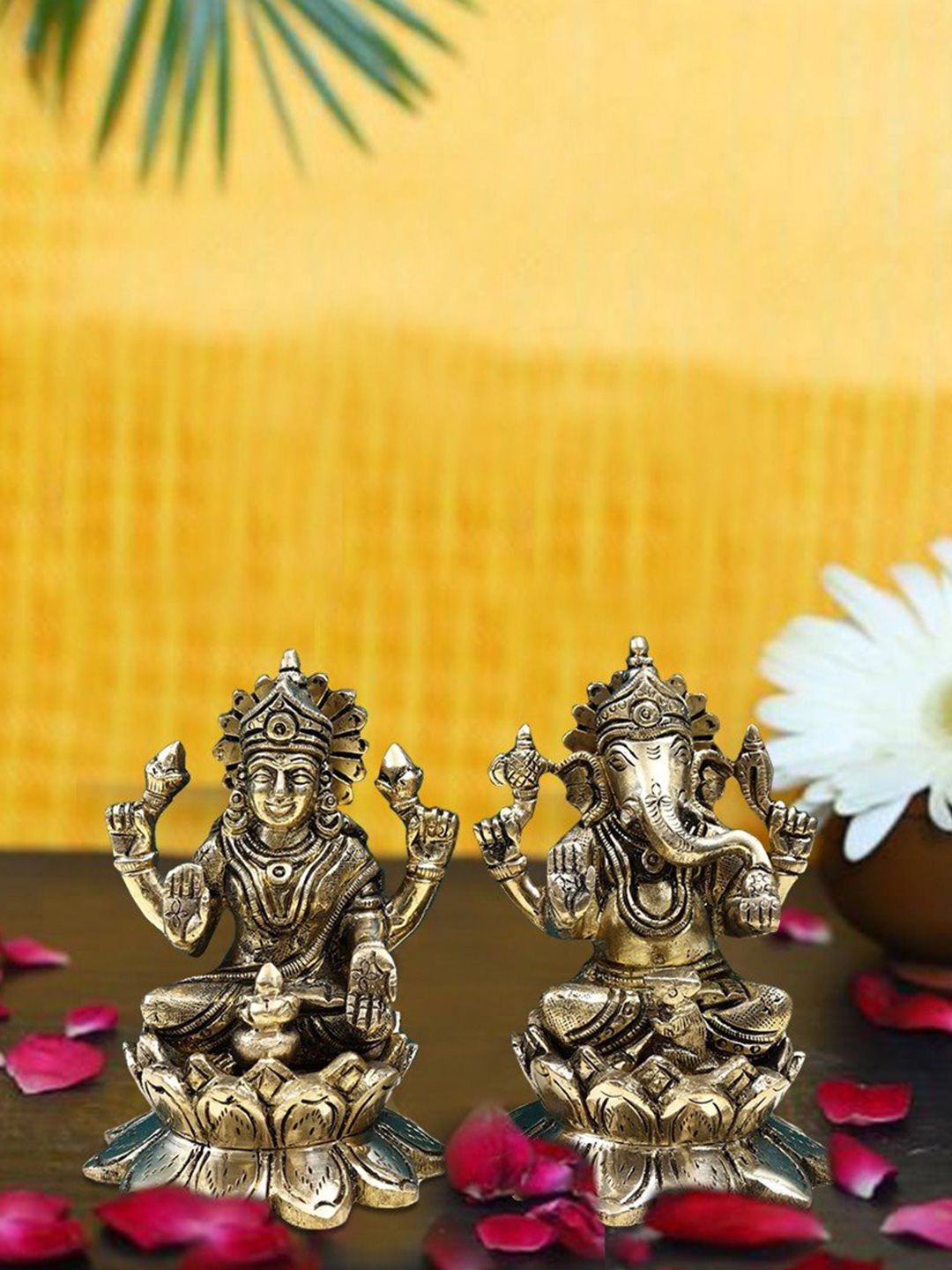 Exotic India Lakshmi Ganesha Sitting on Lotus Brass Statue-picture-37