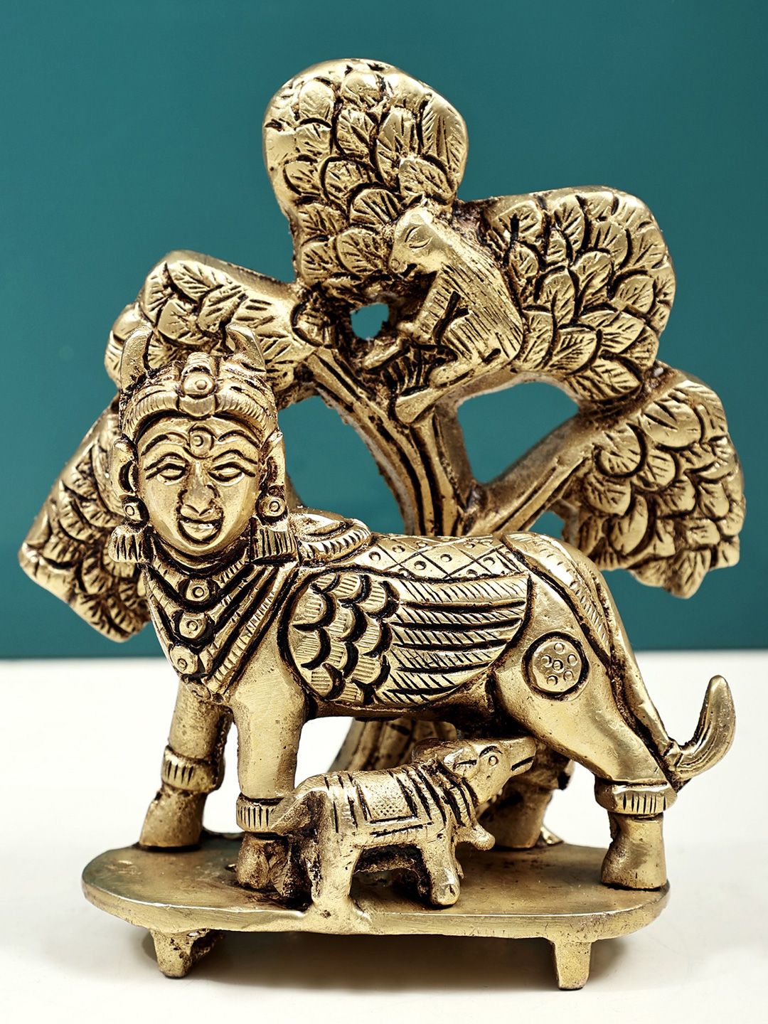 Exotic India Kamdhenu Cow and Calf Under Kalpvriksha Tree Brass Statue-picture-42