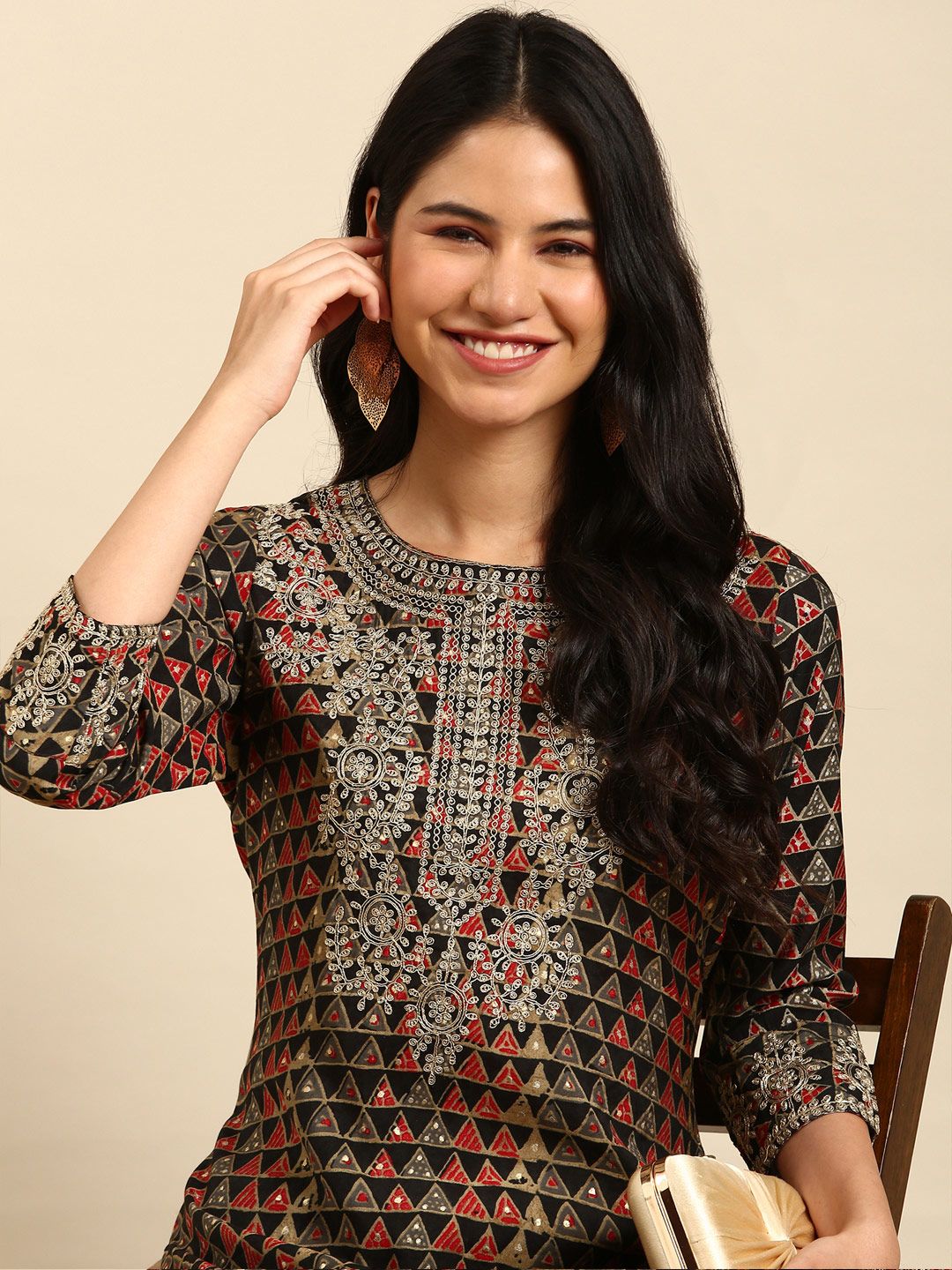 SHOWOFF Women Black & Red Geometric Printed Kurta-image-49
