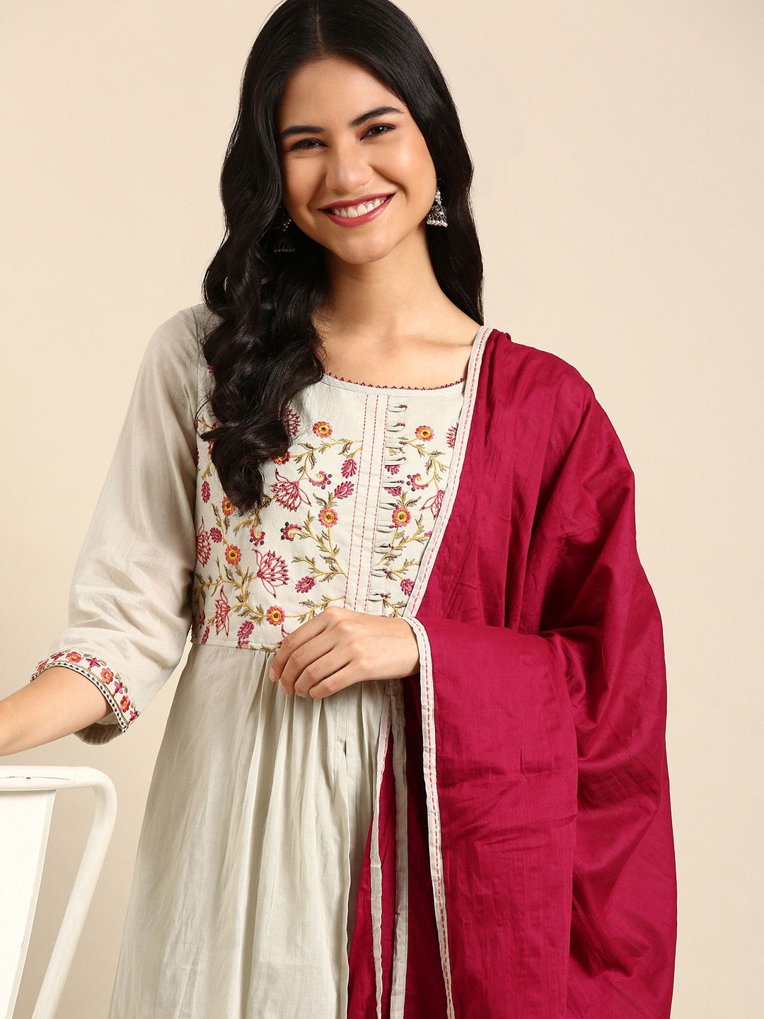 SHOWOFF Women Floral Embroidered Layered Thread Work Kurta with Palazzos & Dupatta-image-34