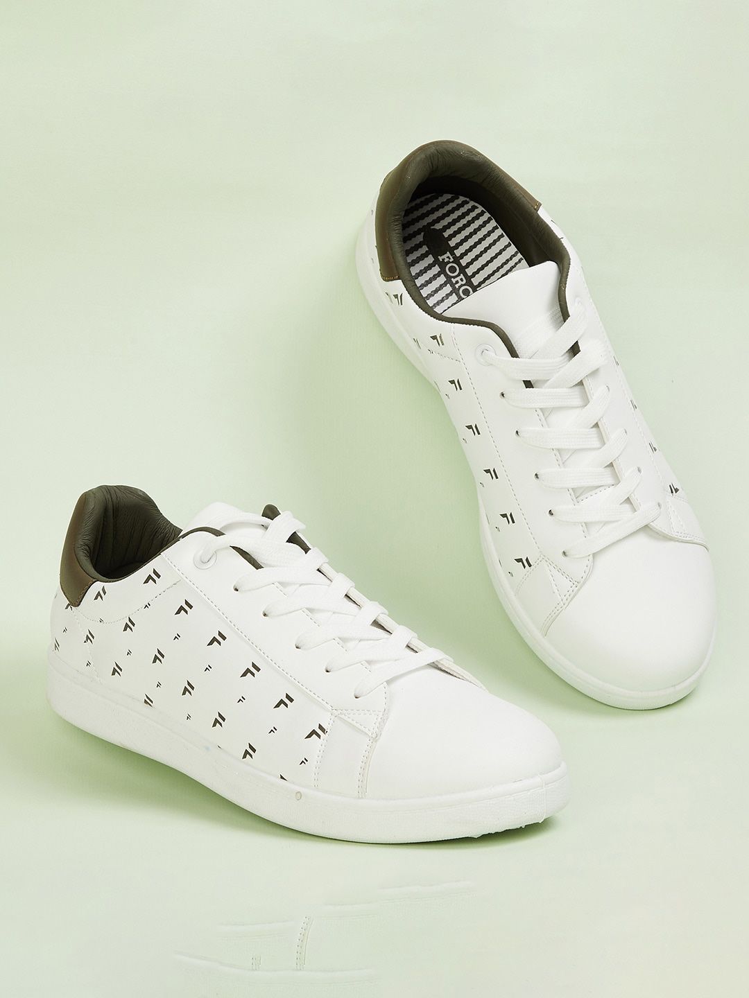 Men Superstar XLG Lace-Up Casual Shoes