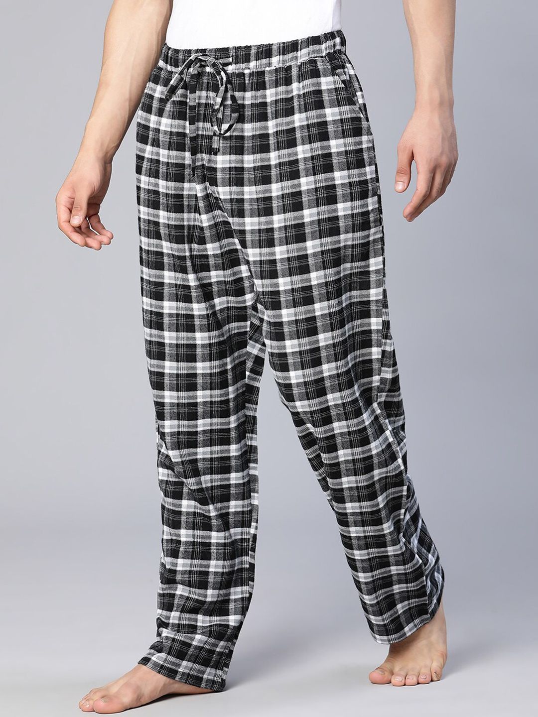 Buy XYXX Men Super Combed Cotton Checkmate Lounge Pants XYPYJM08S - Lounge  Pants for Men 6598151