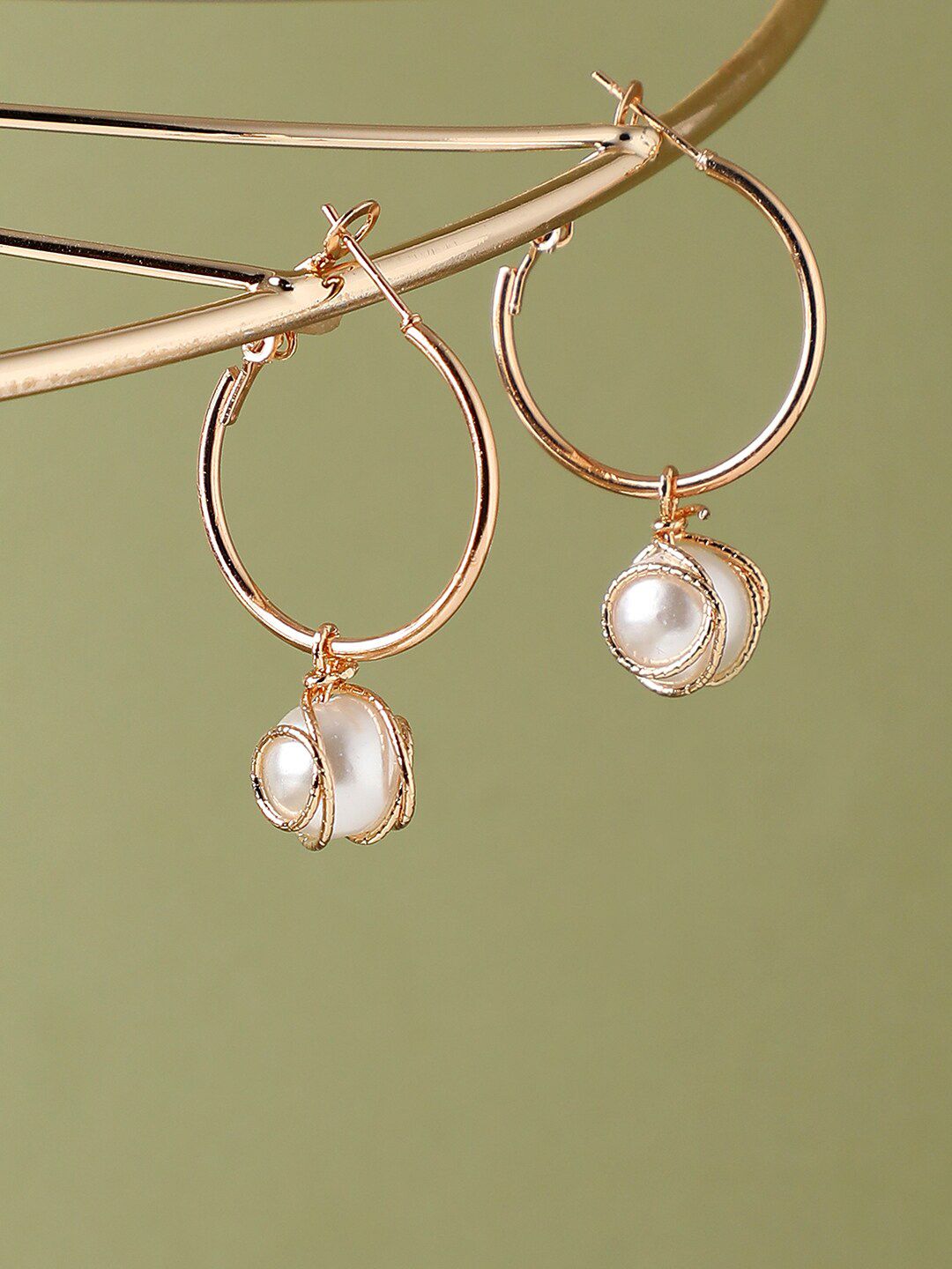 SOHI Gold Plated Contemporary Hoop Earrings-image-18