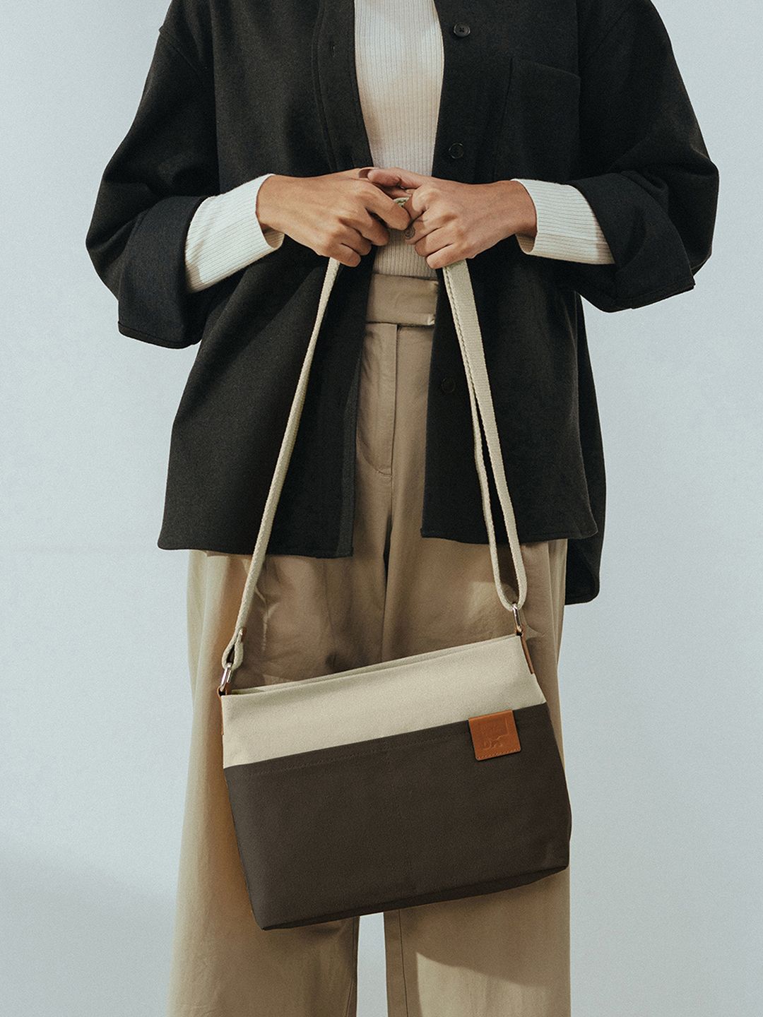 DailyObjects Colourblocked Structured Crossbody Bag-picture-23
