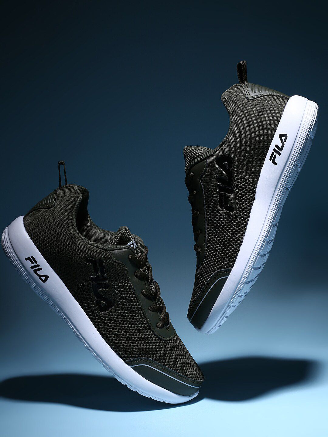 FILA Men Mesh Running Zera Shoes