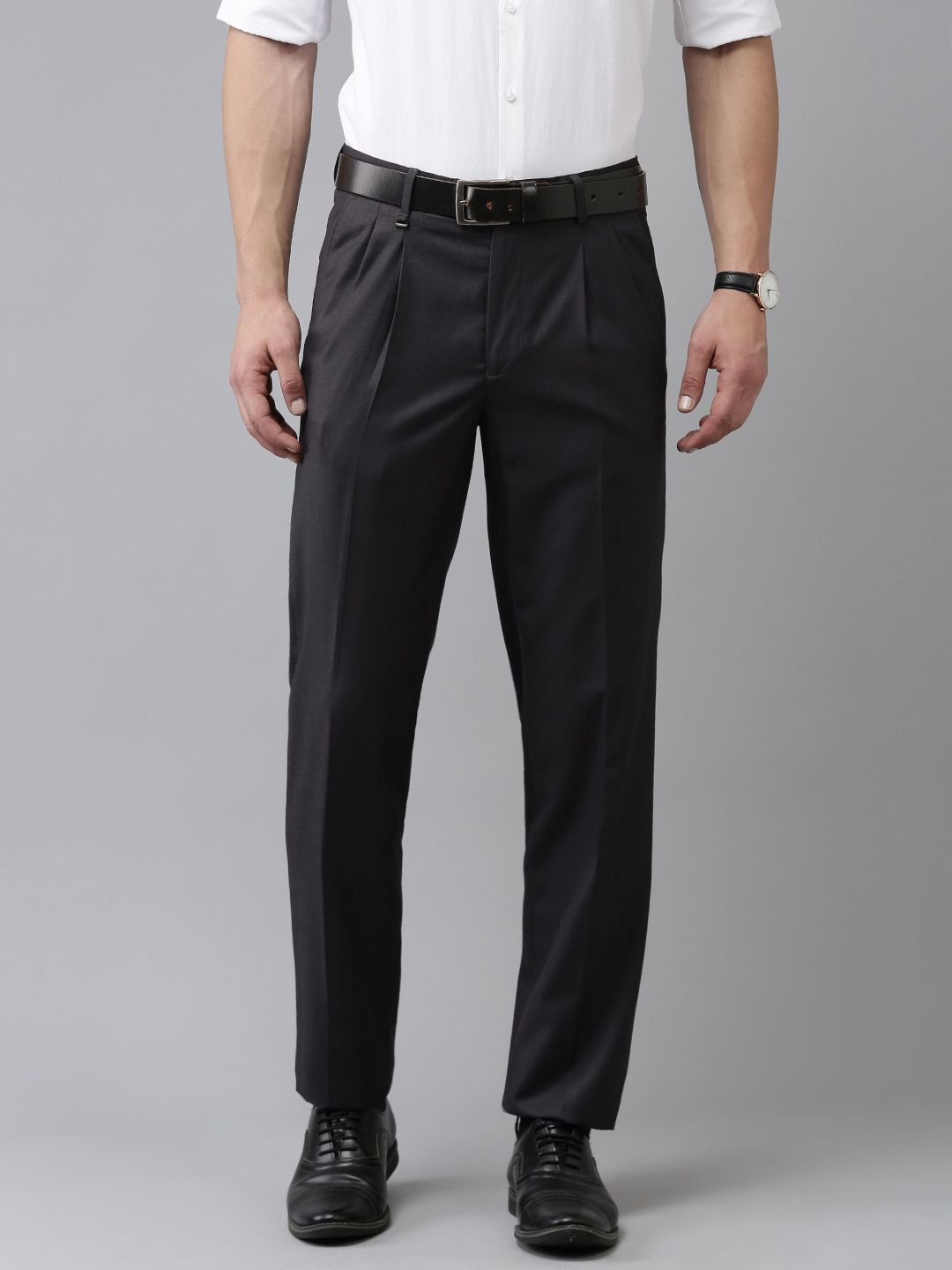 Van Heusen Men039s Big and Tall Stretch Traveler Cuffed Crosshatch Pleated  Pant  eBay