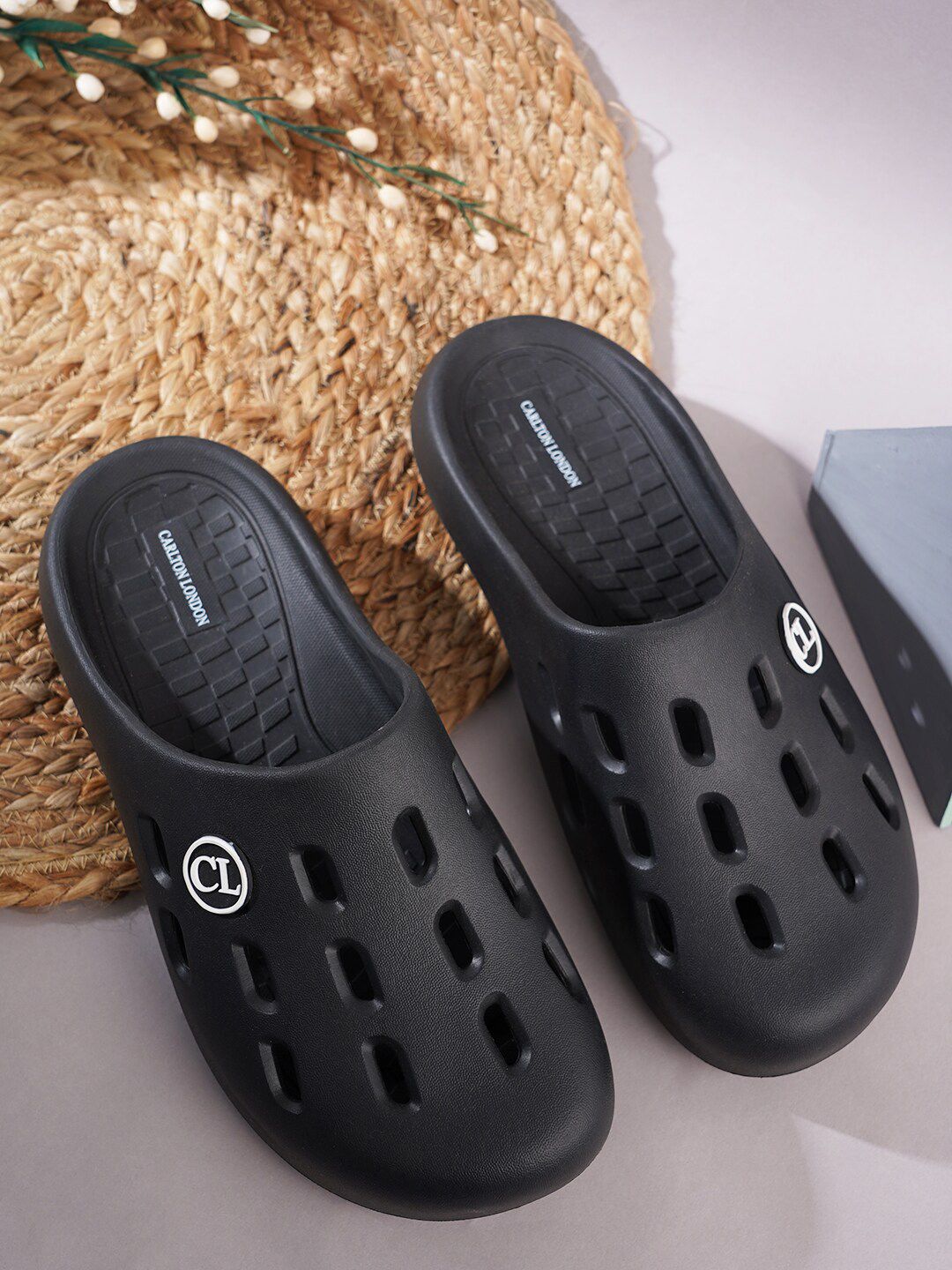 Carlton London Men Rubber Clogs-picture-44