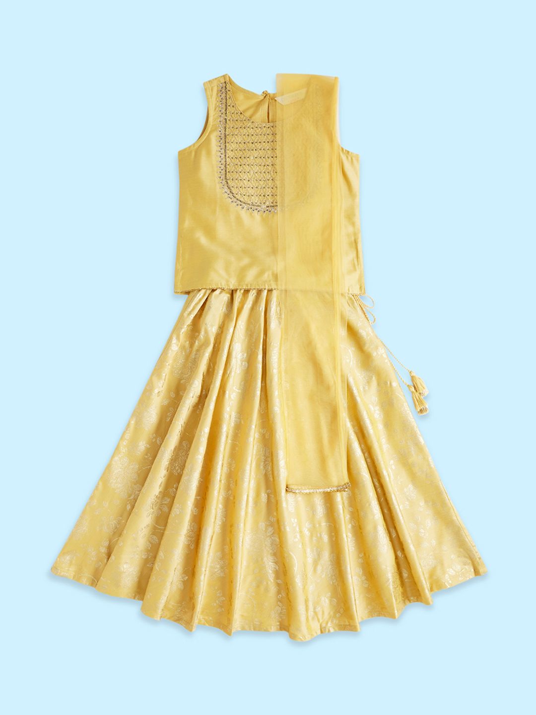 AKKRITI BY PANTALOONS Girls Embellished Lehenga & Blouse With Dupatta-picture-35