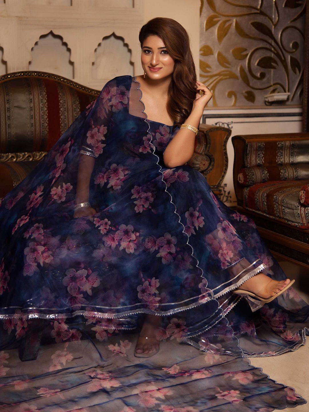 Calmna Women Printed Long Sleeve Gotta Patti Kurta with Trousers & Dupatta-picture-34
