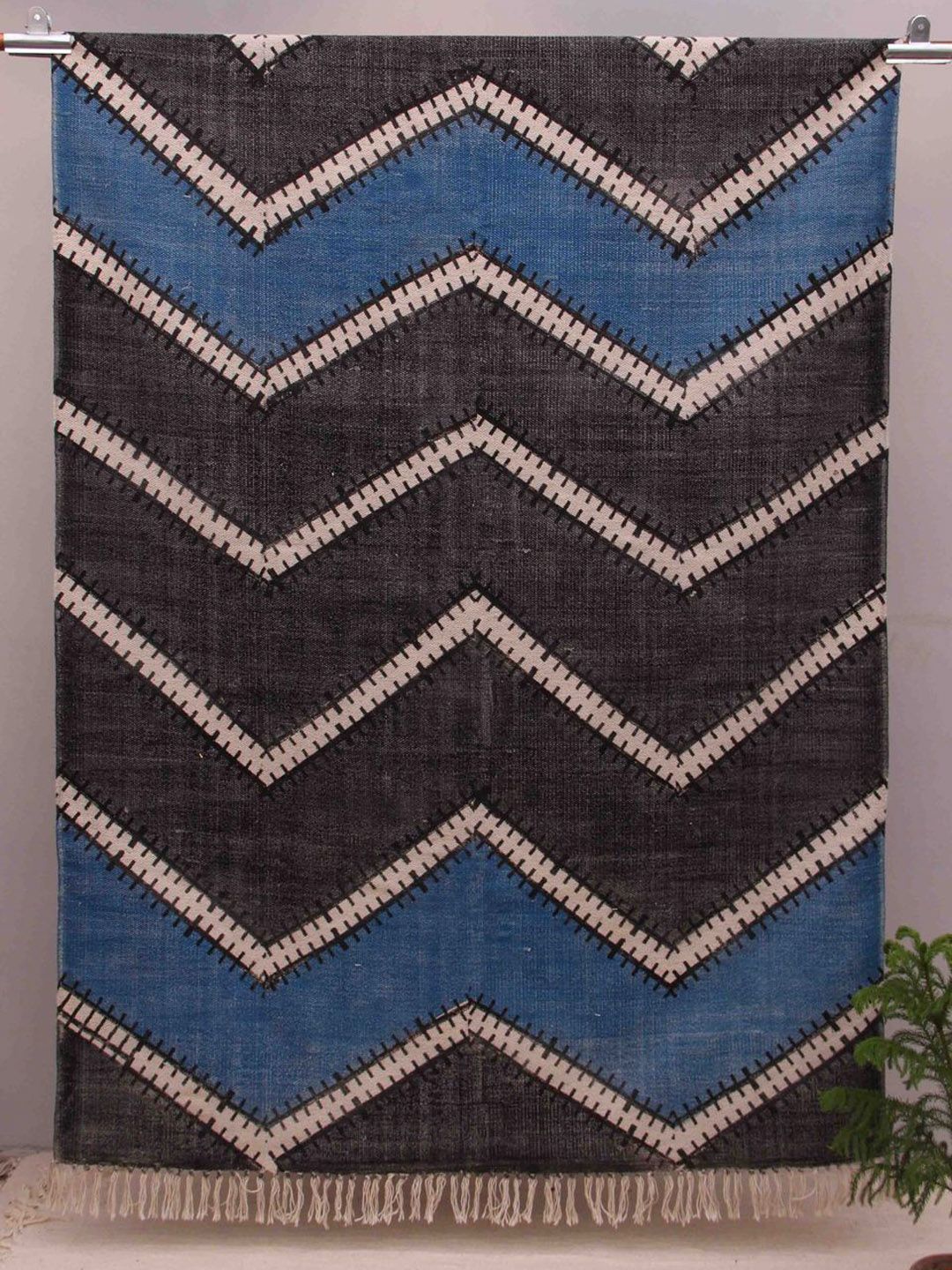 Art Avenue Black & Blue Geometric Printed Cotton Carpet-picture-33