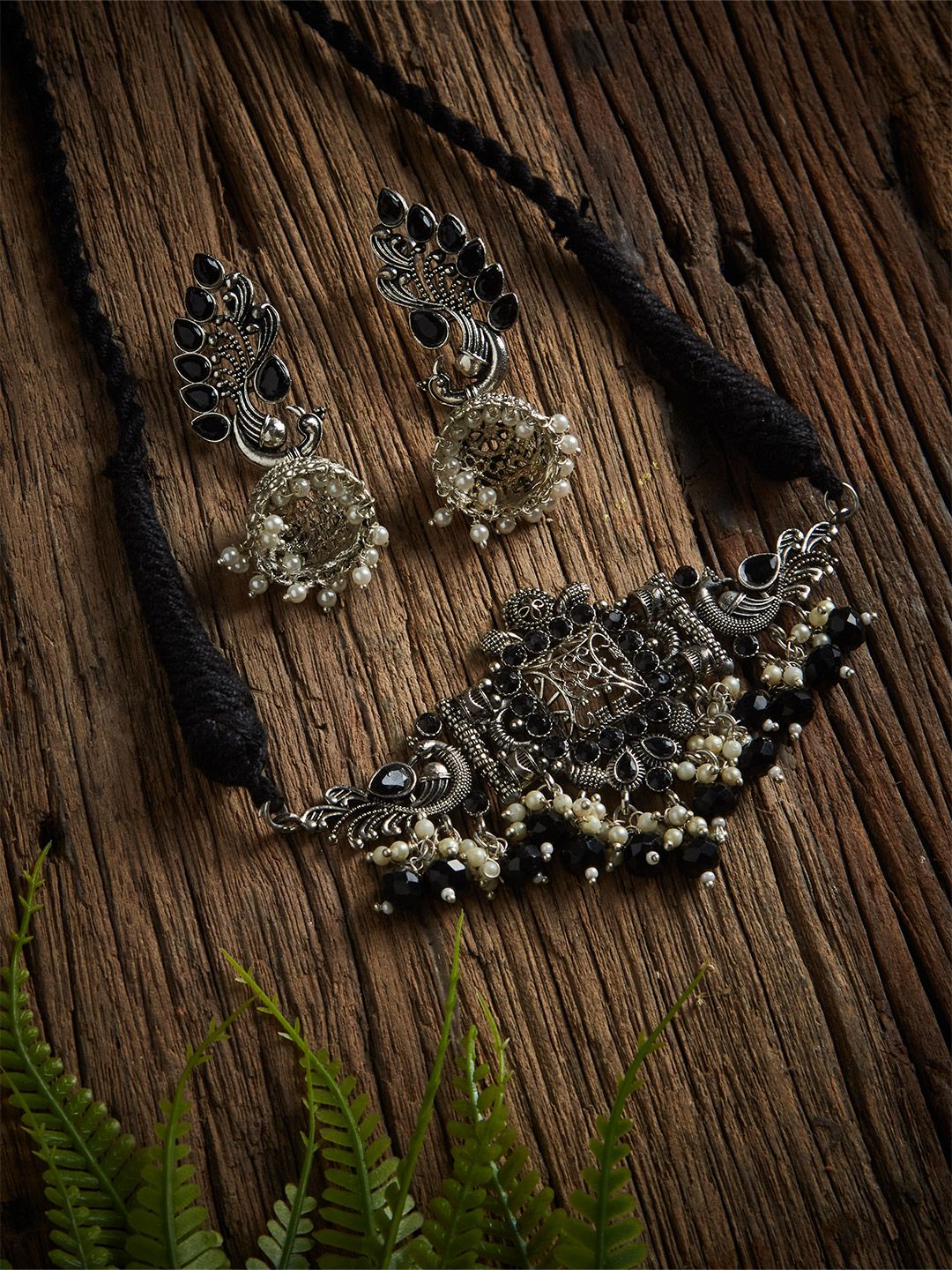 ATIBELLE Silver-Plated Stone-Studded & Beaded Jewellery Set