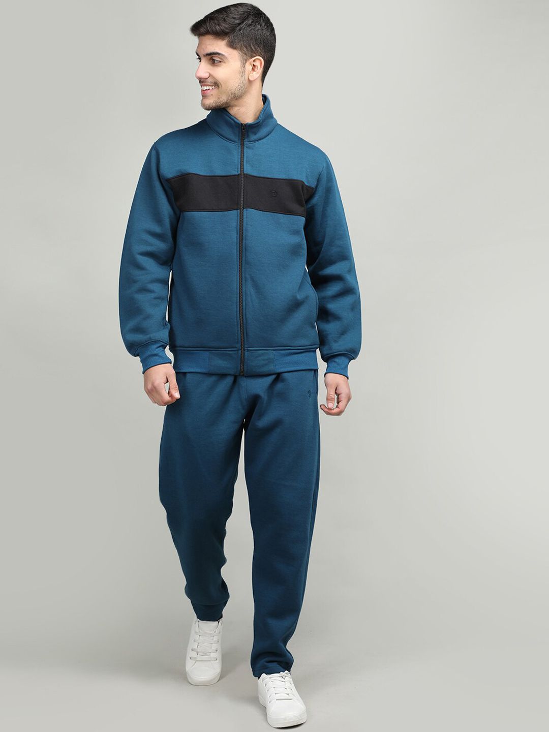 CHKOKKO Men Colourblocked Cotton Fleece Tracksuit-picture-24