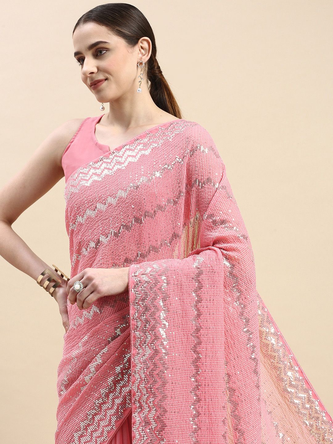 VAIRAGEE Embellished Striped Sequinned Saree-image-46